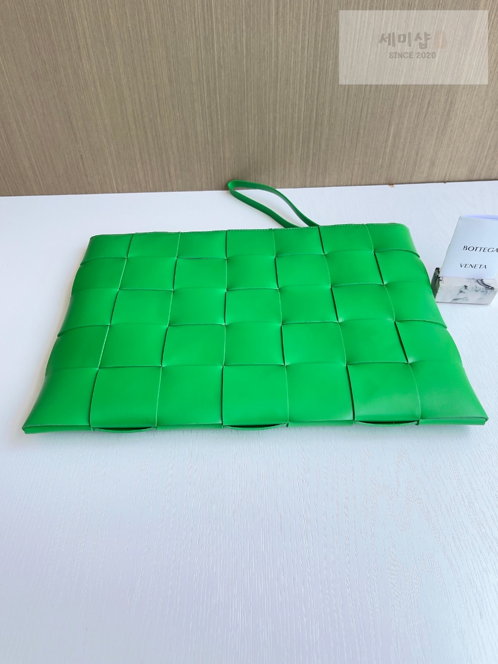 Bottega Veneta Bottega Veneta Large Cassette Pouch Bag 3번 이미지