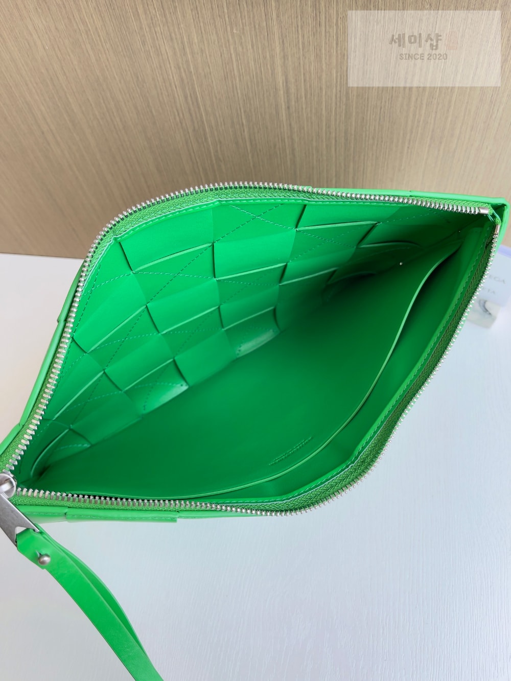 Bottega Veneta Bottega Veneta Large Cassette Pouch Bag 5번 이미지