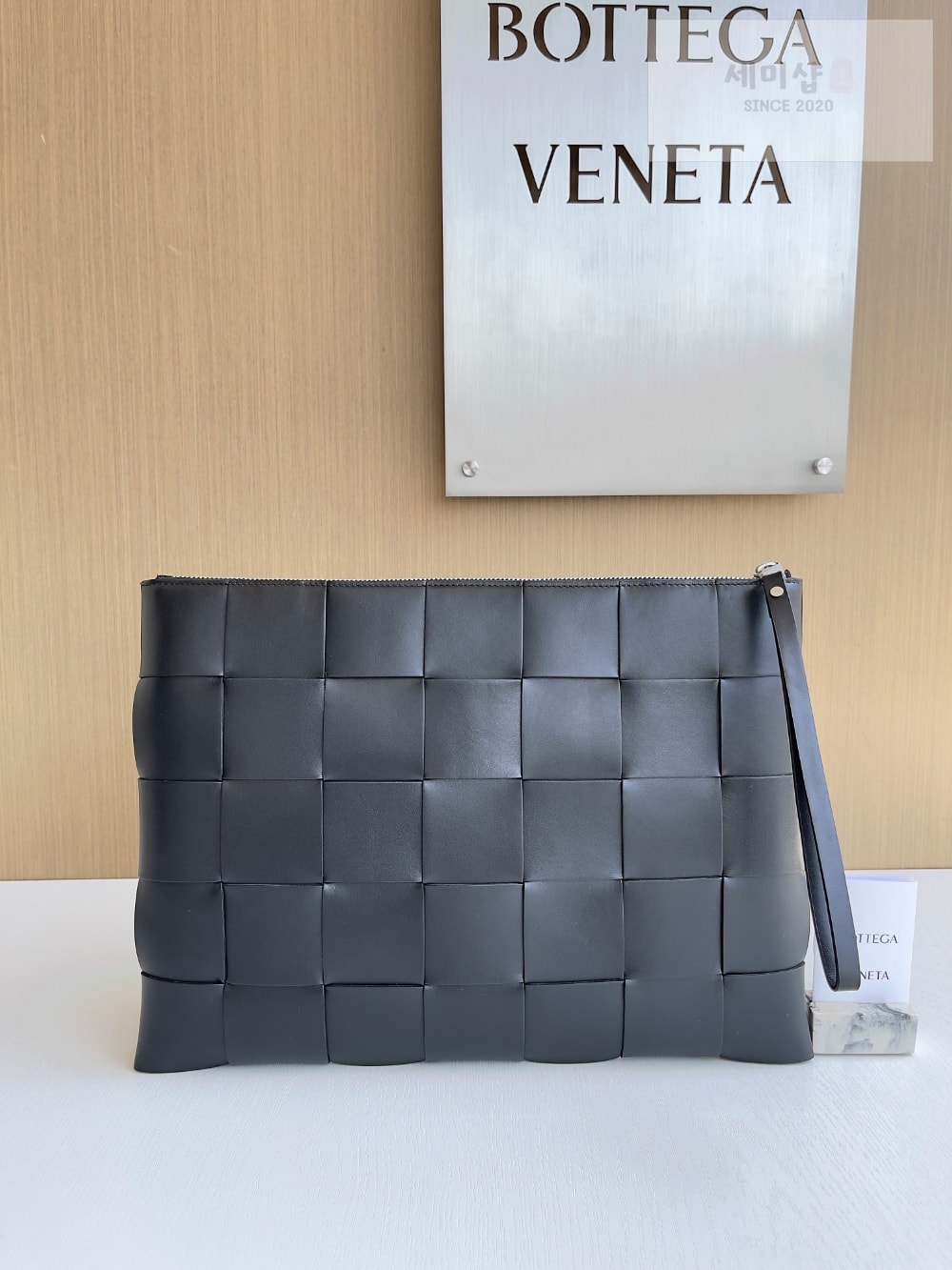 Bottega Veneta Bottega Veneta Large Cassette Pouch Bag 1번 이미지