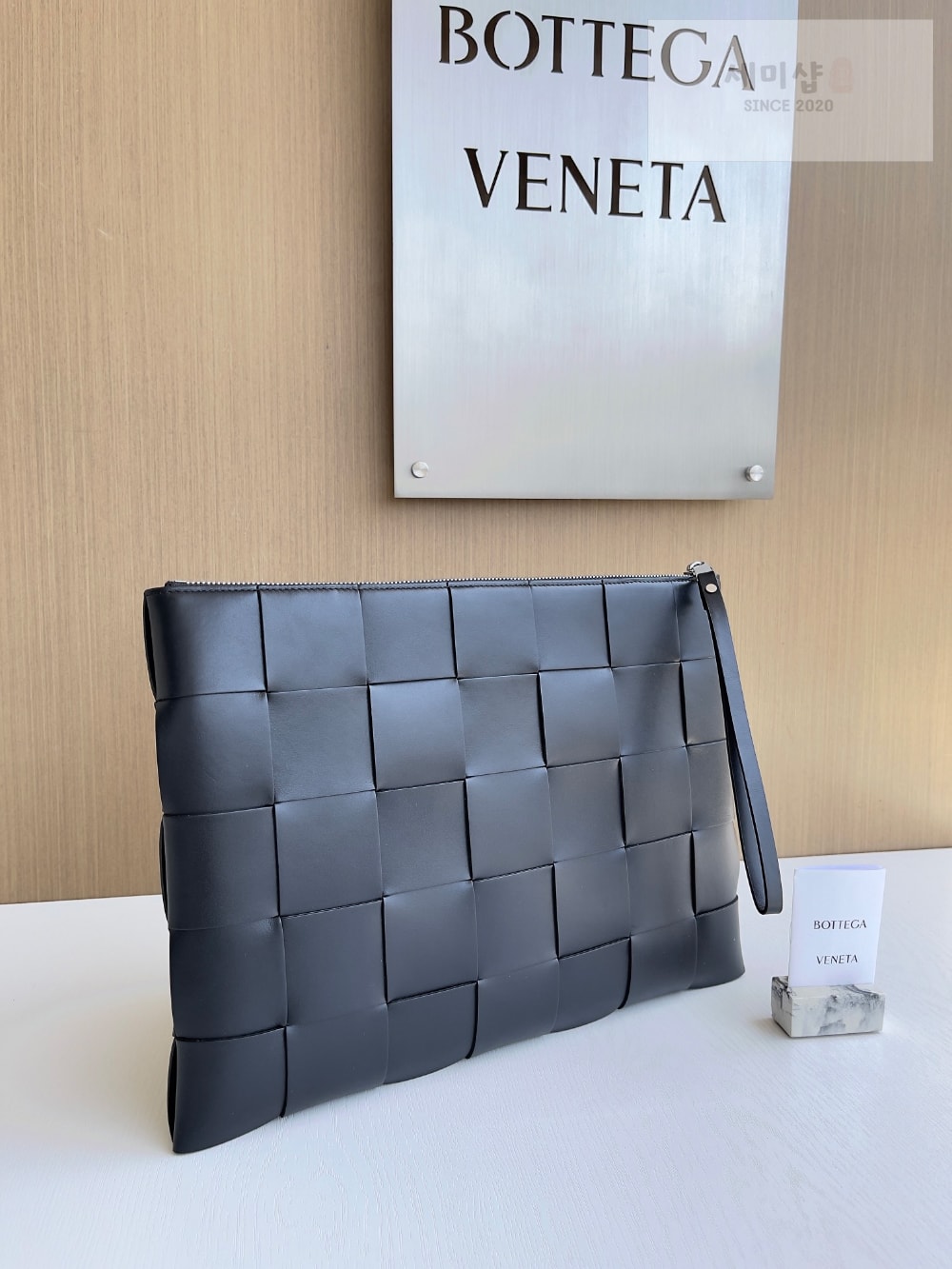 Bottega Veneta Bottega Veneta Large Cassette Pouch Bag 2번 이미지