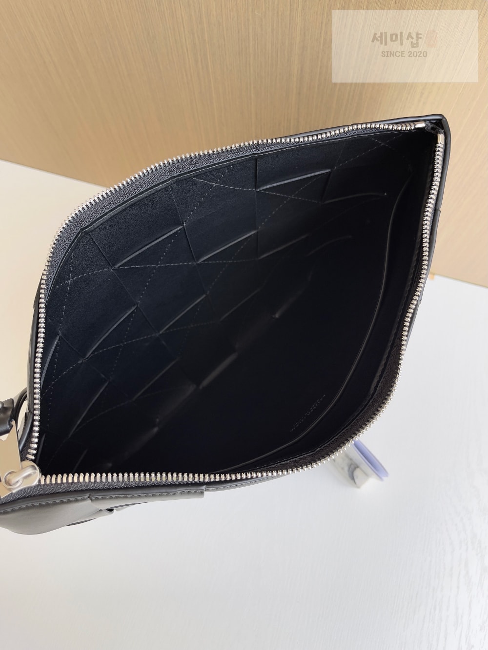 Bottega Veneta Bottega Veneta Large Cassette Pouch Bag 5번 이미지