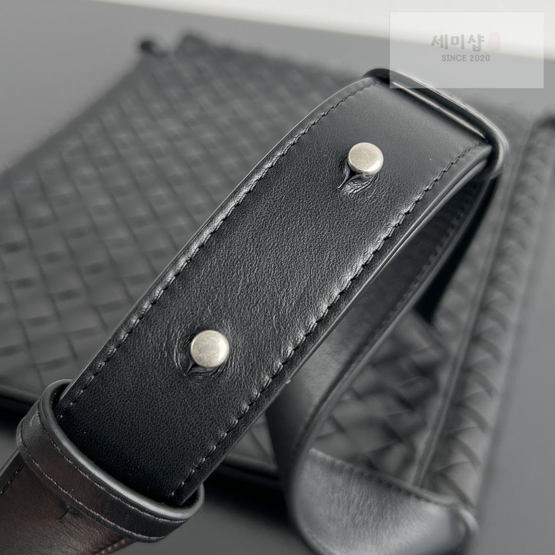 Bottega Veneta Bottega Veneta Large Flat Loop Bag 12번 이미지