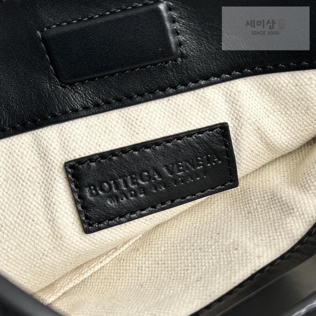 Bottega Veneta Bottega Veneta Large Flat Loop Bag 14번 이미지