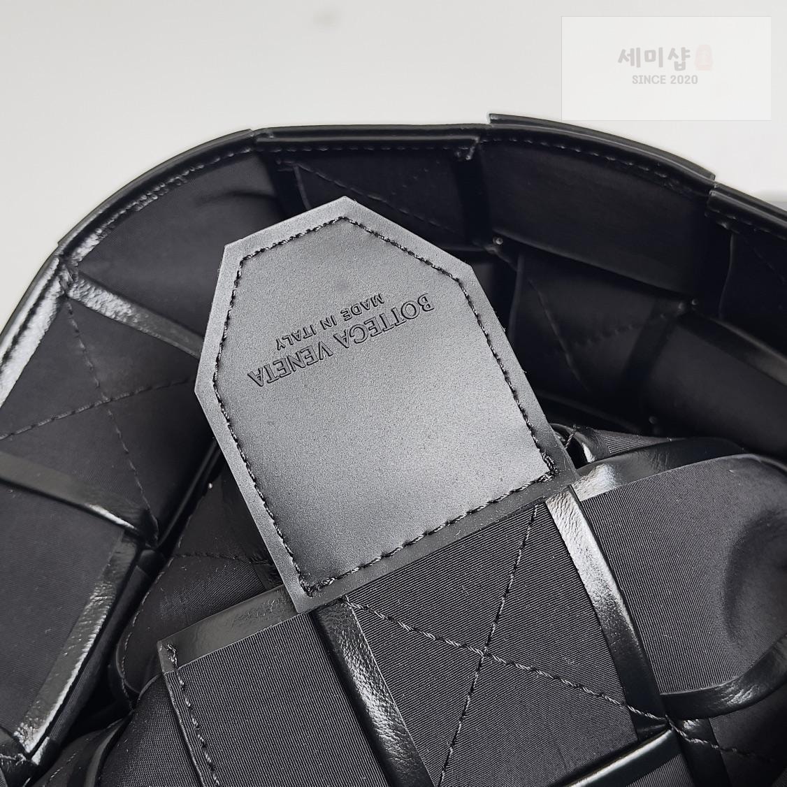 Bottega Veneta Bottega Veneta Maxi Cassette Bag 8번 이미지