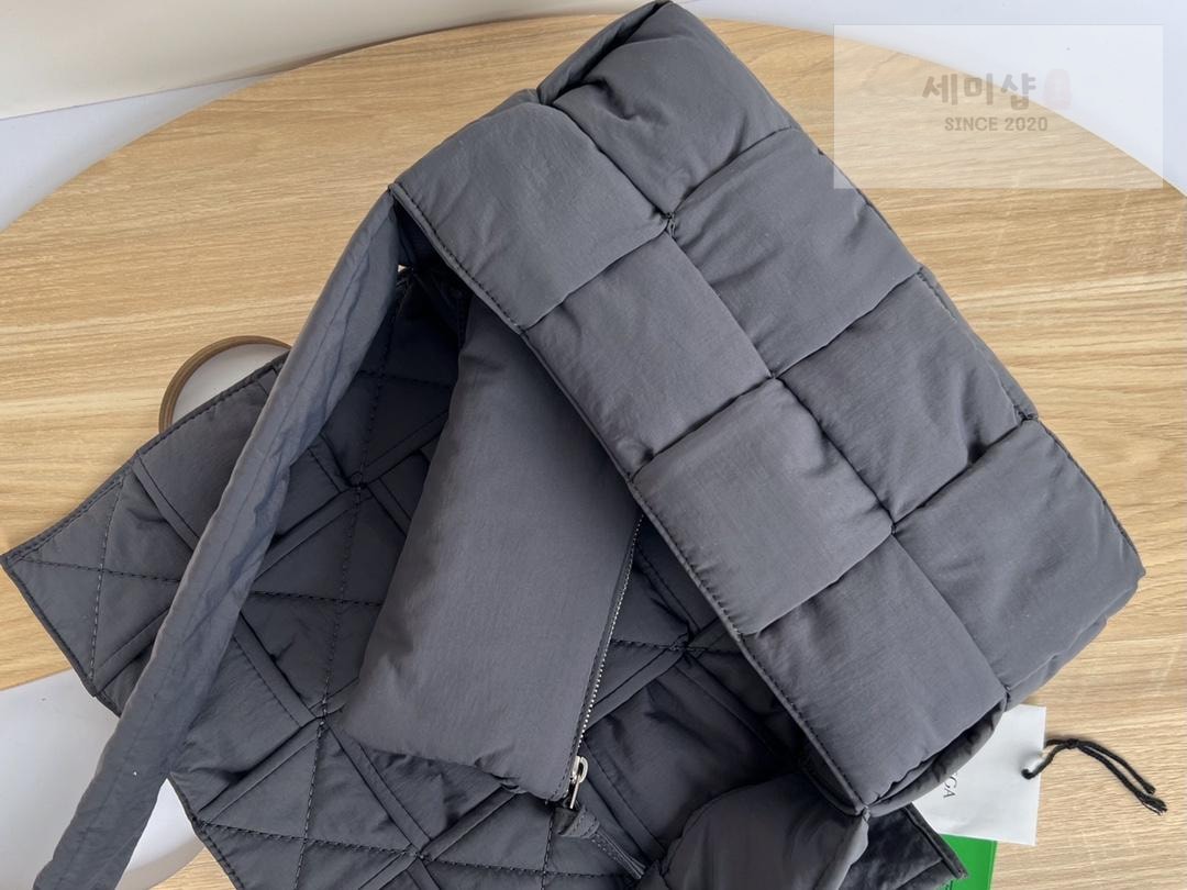 Bottega Veneta 보테가베네타 패딩 카세트백 레플리카 25번 이미지 - Bag | 세미샵 레플리카 사이트