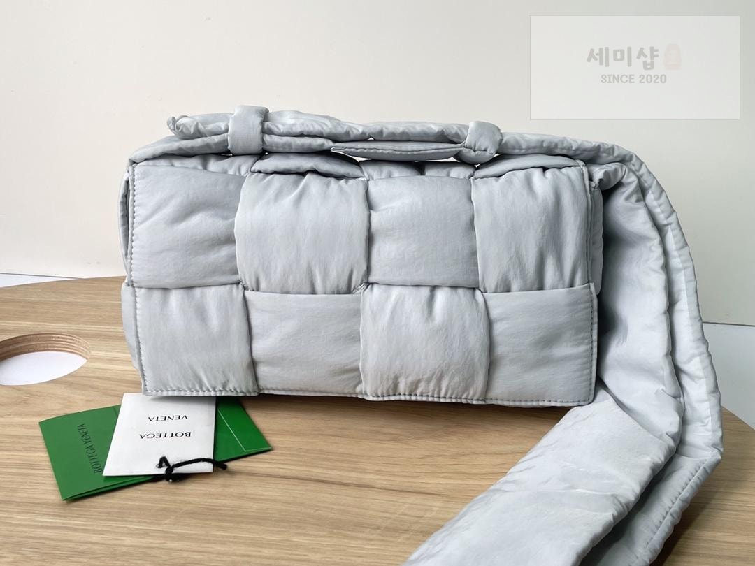 Bottega Veneta 보테가베네타 패딩 카세트백 레플리카 34번 이미지 - Bag | 세미샵 레플리카 사이트