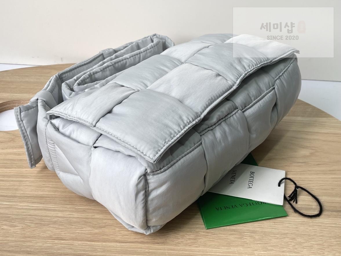 Bottega Veneta 보테가베네타 패딩 카세트백 레플리카 77번 이미지 - Bag | 세미샵 레플리카 사이트