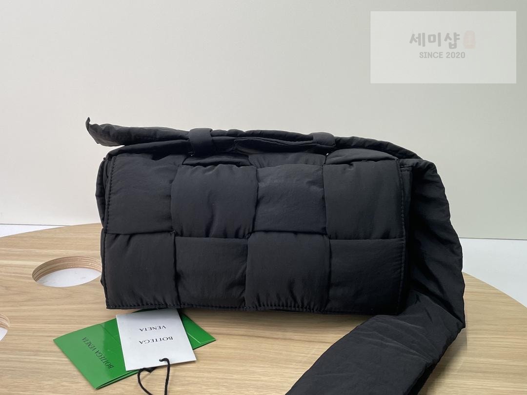 Bottega Veneta 보테가베네타 패딩 카세트백 레플리카 55번 이미지 - Bag | 세미샵 레플리카 사이트