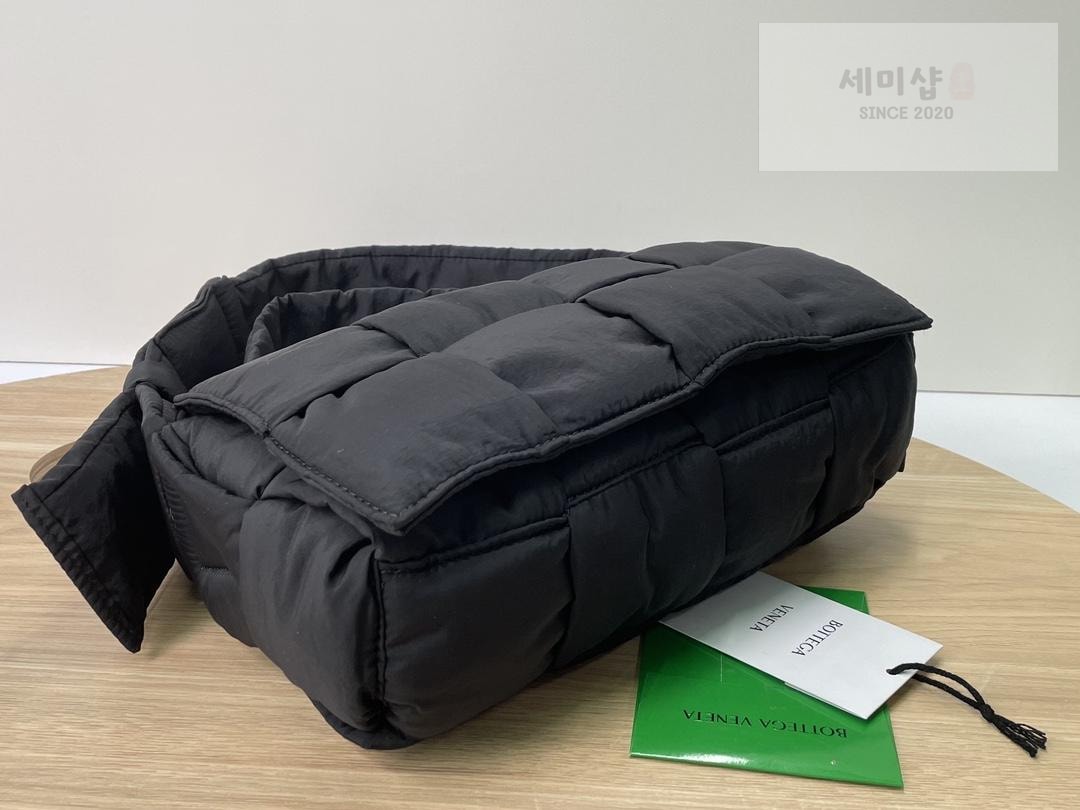Bottega Veneta 보테가베네타 패딩 카세트백 레플리카 57번 이미지 - Bag | 세미샵 레플리카 사이트