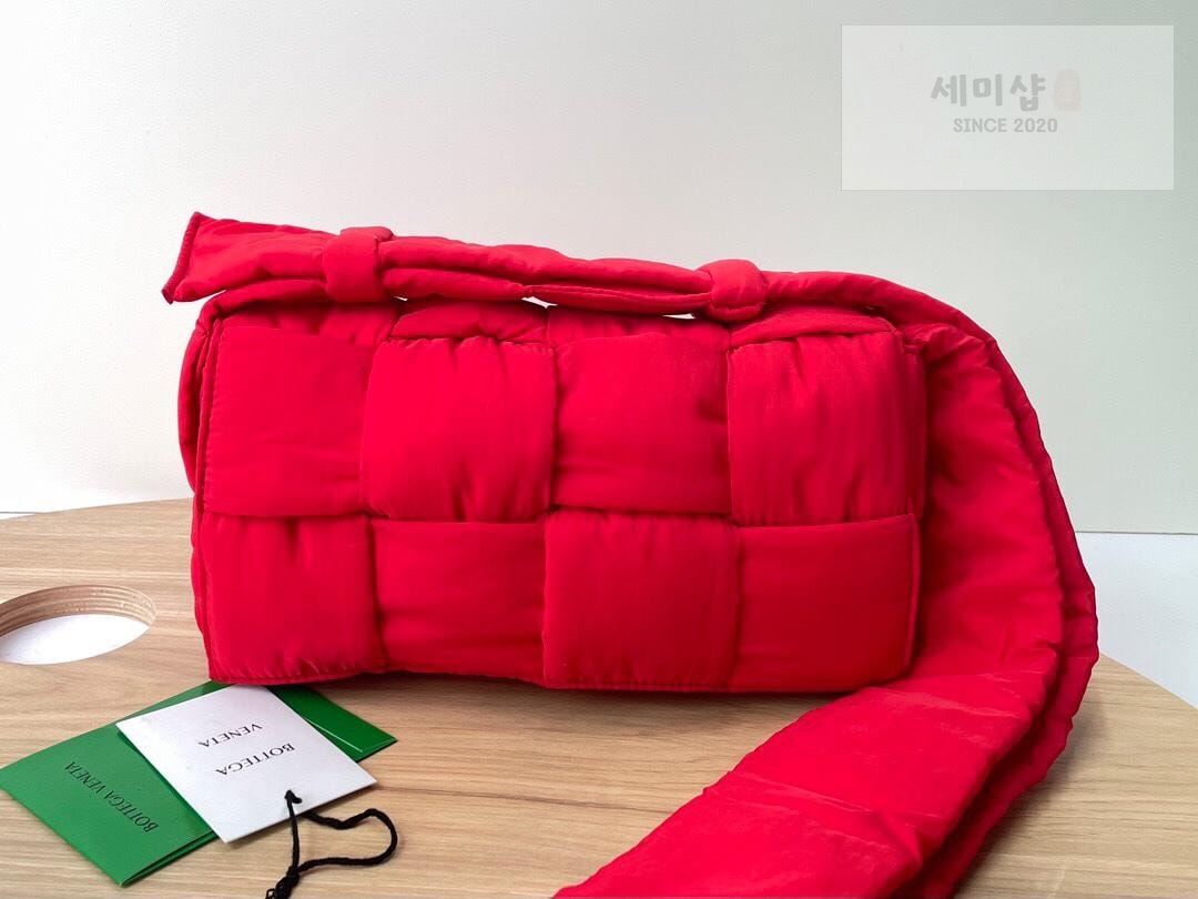 Bottega Veneta 보테가베네타 패딩 카세트백 레플리카 63번 이미지 - Bag | 세미샵 레플리카 사이트