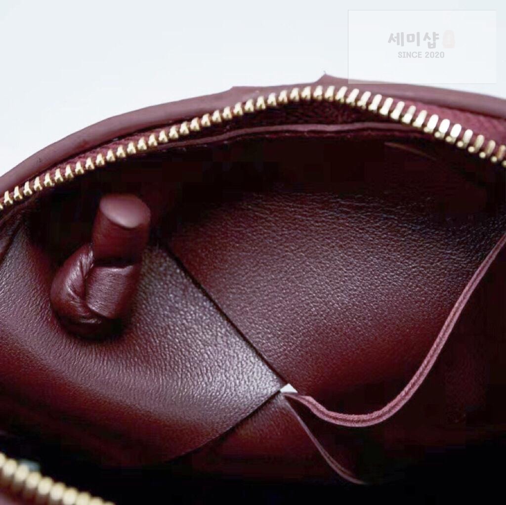 Bottega Veneta Bottega Veneta Small Cassette Camera Bag Bag 43번 이미지