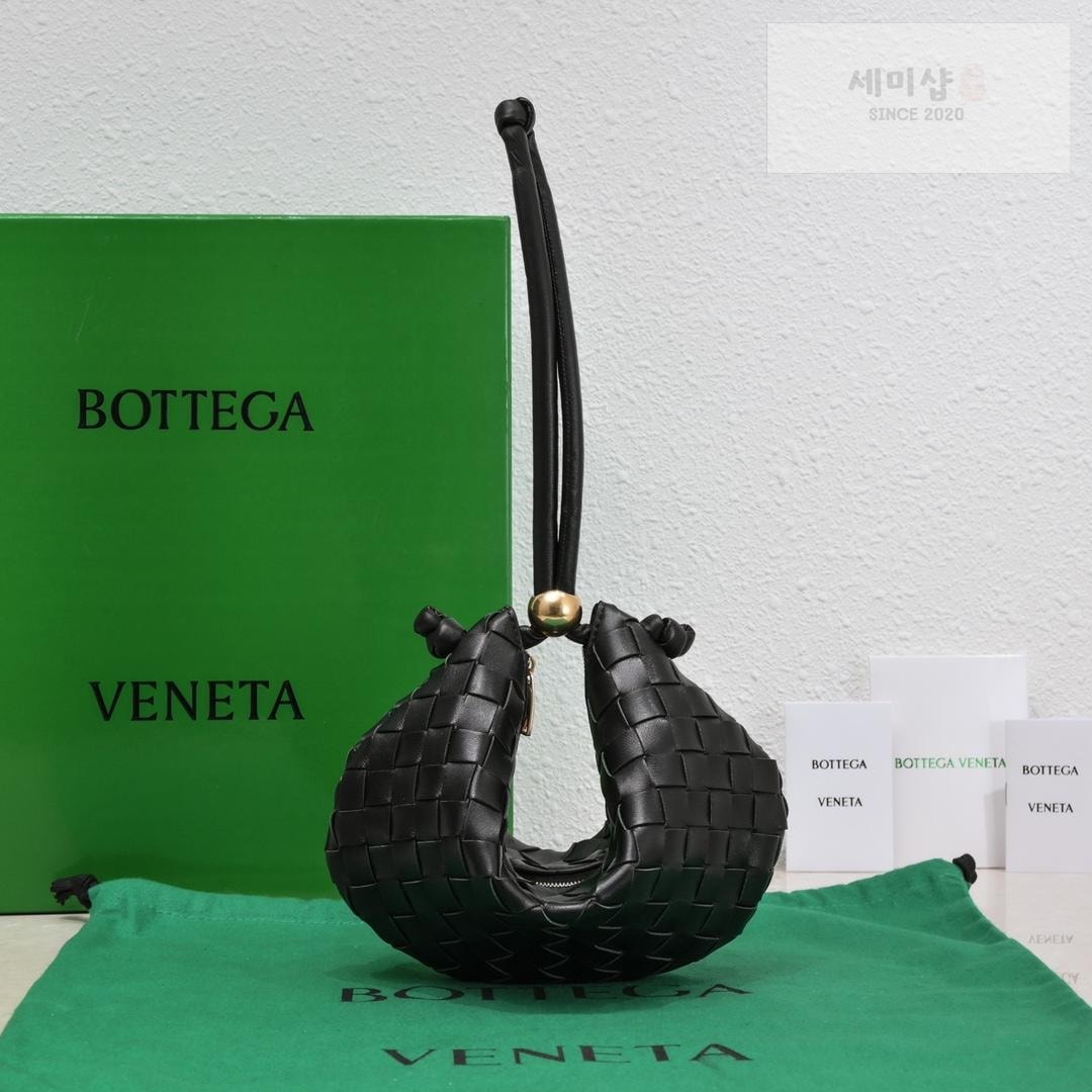 Bottega Veneta Bottega Veneta Turn Pouch Bag 14번 이미지