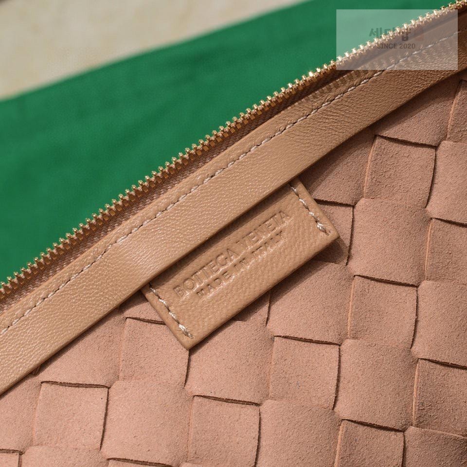 Bottega Veneta Bottega Veneta Turn Pouch Bag 38번 이미지