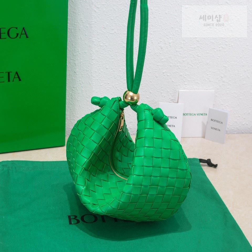 Bottega Veneta Bottega Veneta Turn Pouch Bag 83번 이미지