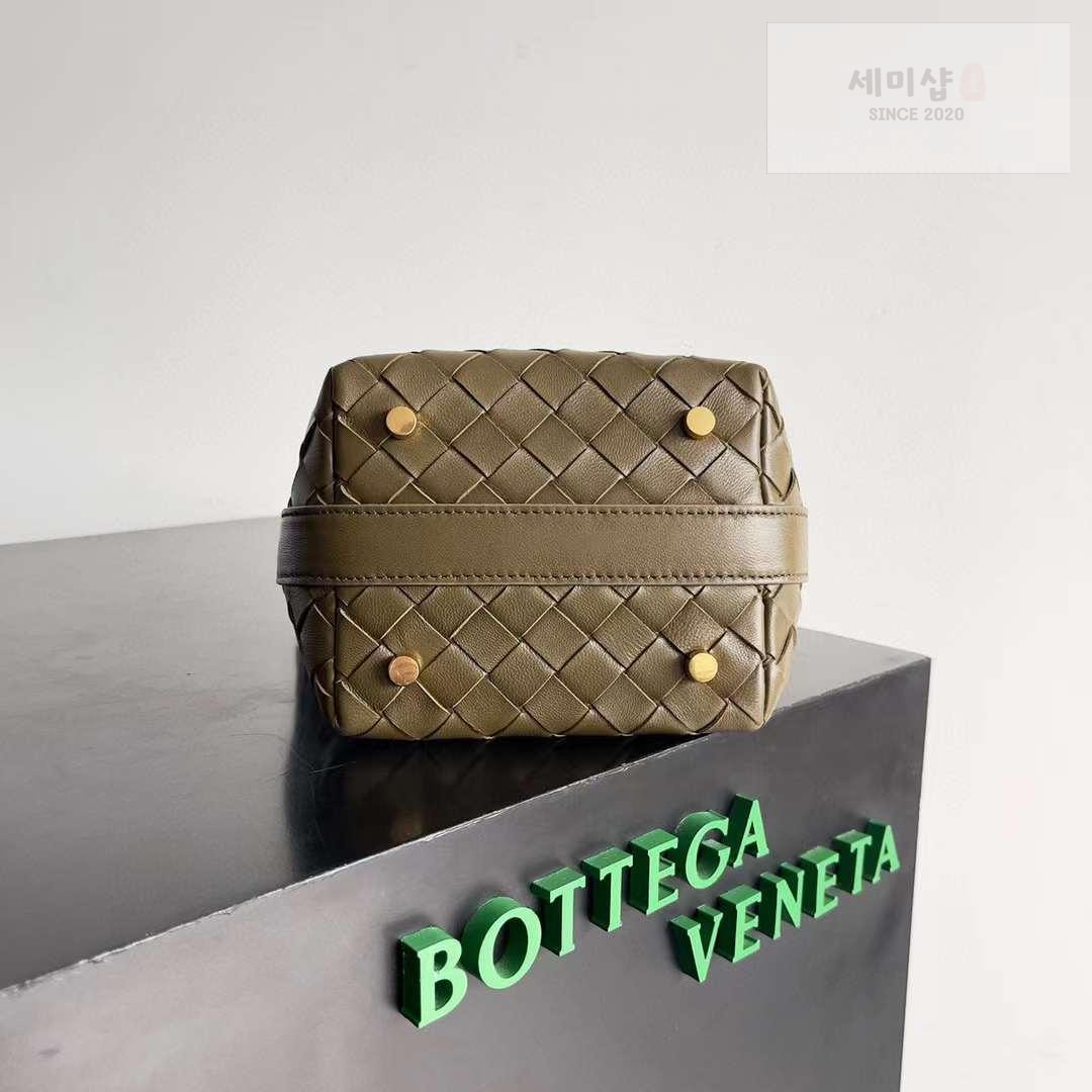 Bottega Veneta Bottega Veneta Wallis Bag 3번 이미지