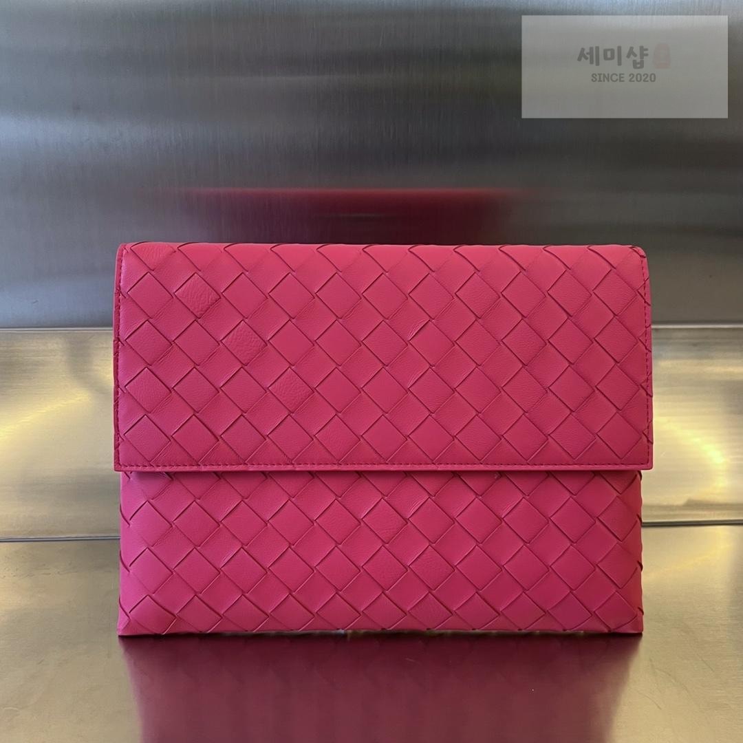 Bottega Veneta Bottega Veneta intrecio Flap Pouch Bag 9번 이미지