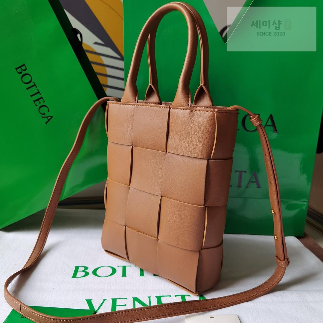 Bottega Veneta Bottega Veneta intrecio Tote Cross Bag 3번 이미지