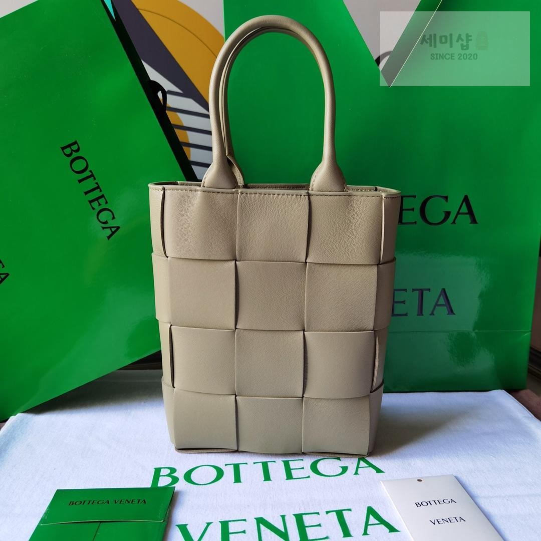Bottega Veneta Bottega Veneta intrecio Tote Cross Bag 47번 이미지