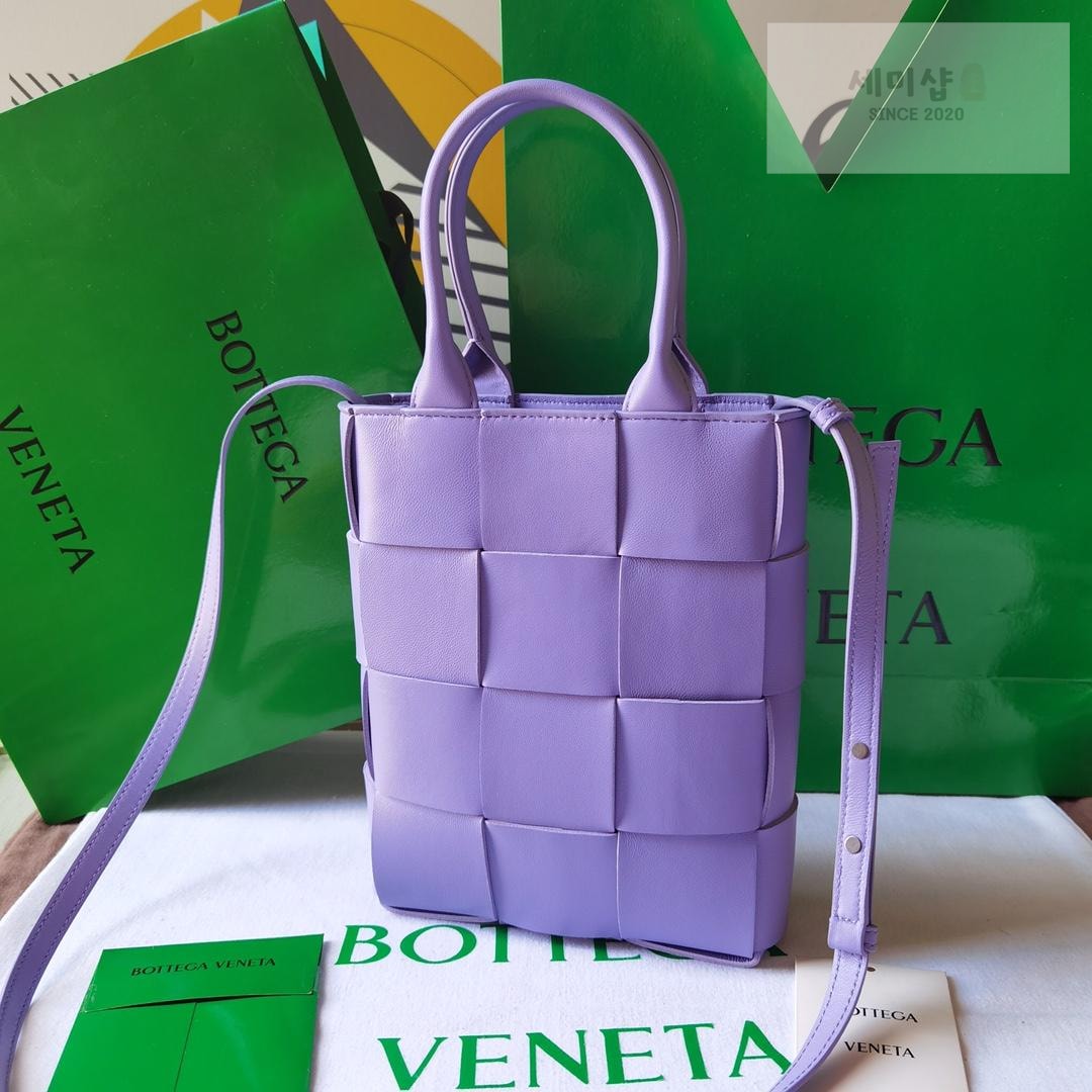 Bottega Veneta Bottega Veneta intrecio Tote Cross Bag 40번 이미지