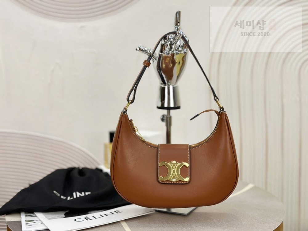 C E L I N E Celine Ava Triomphe Bag Soft Calfskin Bag 1번 이미지