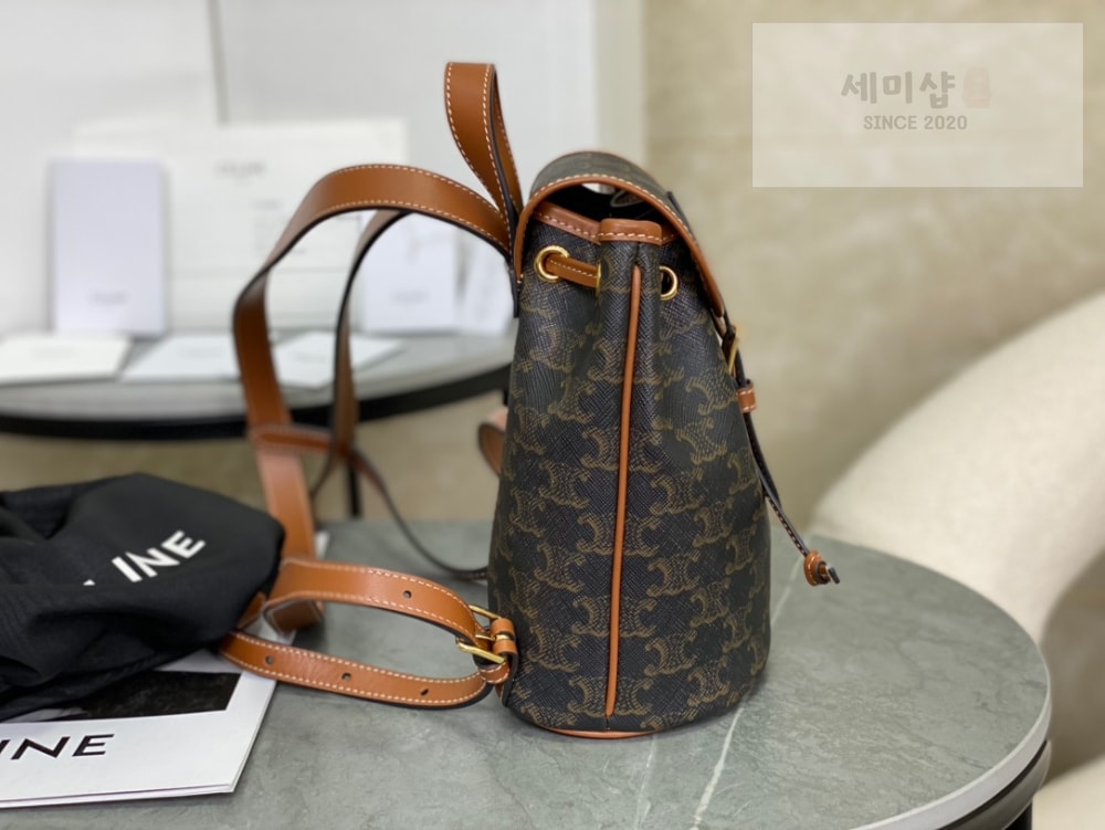 C E L I N E Celine Backpack Folco in Triomphe Canvas and Calfskin Bag 8번 이미지