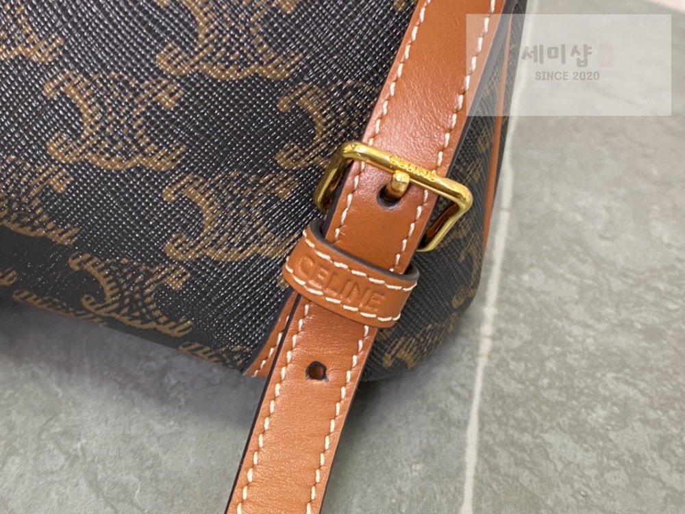 C E L I N E Celine Backpack Folco in Triomphe Canvas and Calfskin Bag 5번 이미지