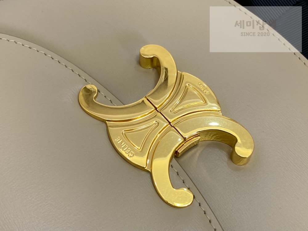 C E L I N E Celine Besace Clea Calfskin Bag 5번 이미지