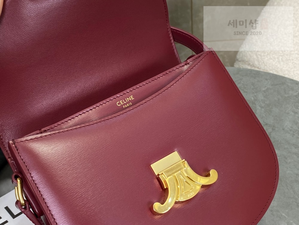 C E L I N E Celine Besace Clea Calfskin Bag 8번 이미지