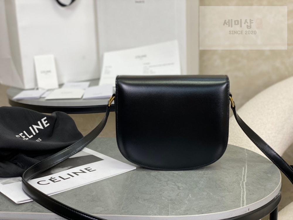 C E L I N E Celine Besace Clea Calfskin Bag 1번 이미지