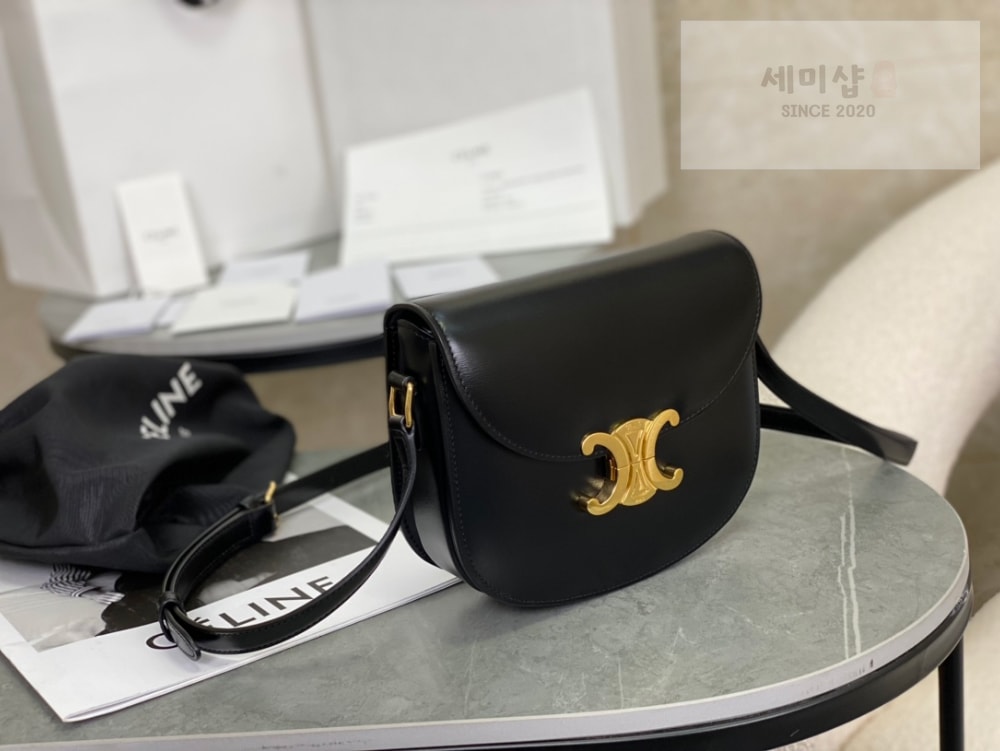 C E L I N E Celine Besace Clea Calfskin Bag 2번 이미지