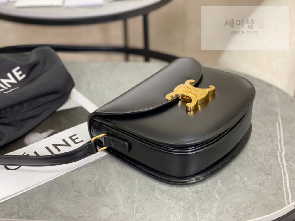 C E L I N E Celine Besace Clea Calfskin Bag 4번 이미지