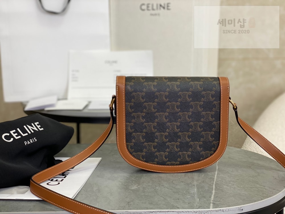 C E L I N E Celine Besace Clea Calfskin Bag 9번 이미지