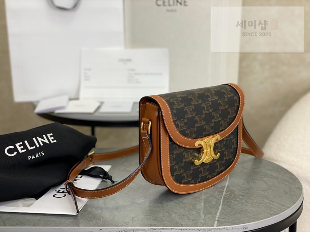 C E L I N E Celine Besace Clea Calfskin Bag 2번 이미지