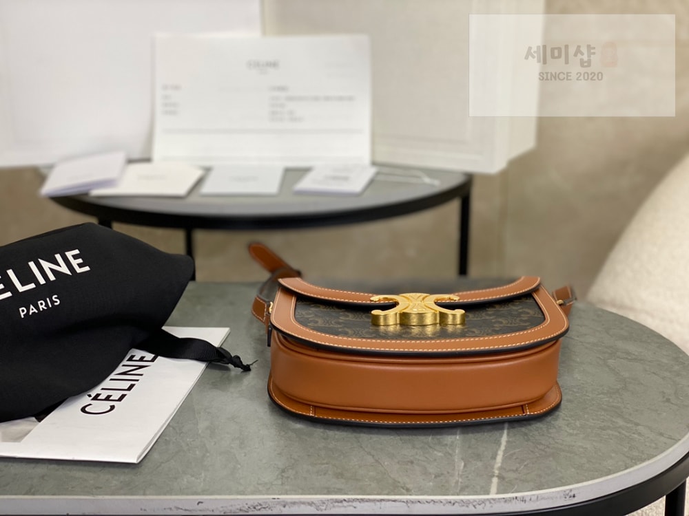 C E L I N E Celine Besace Clea Calfskin Bag 3번 이미지