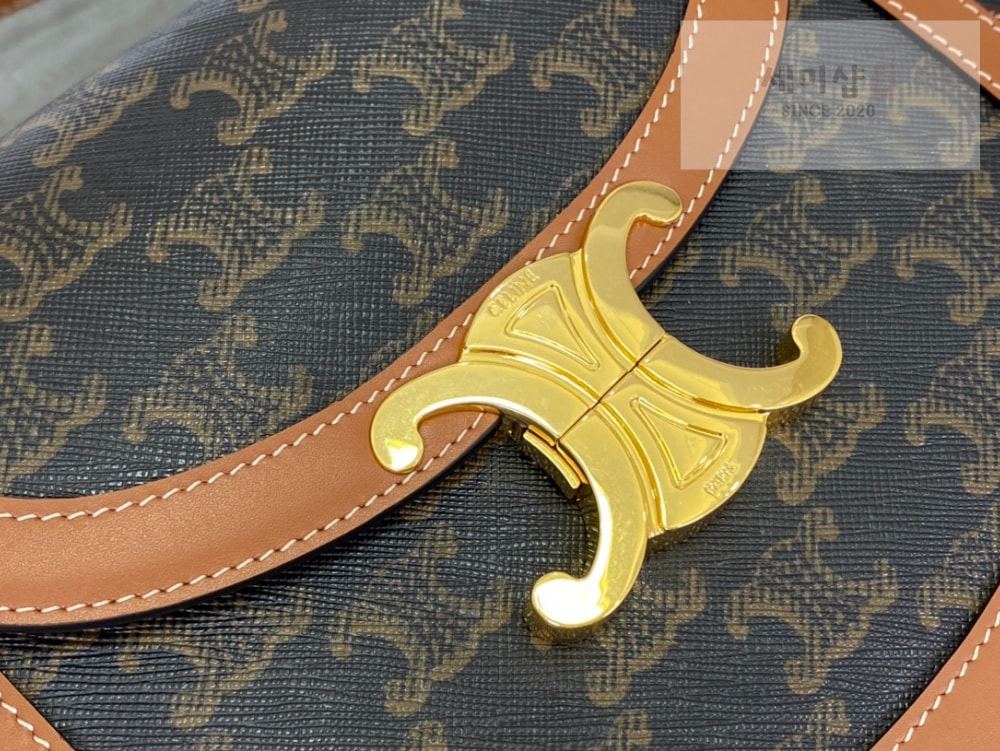 C E L I N E Celine Besace Clea Calfskin Bag 4번 이미지