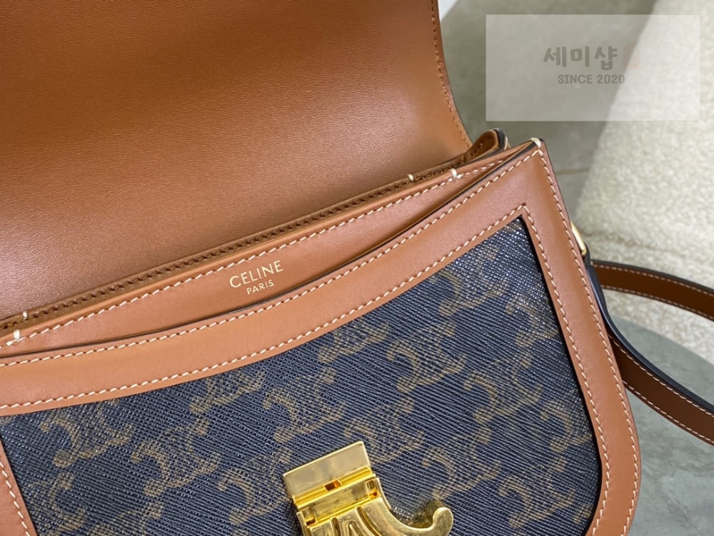 C E L I N E Celine Besace Clea Calfskin Bag 5번 이미지
