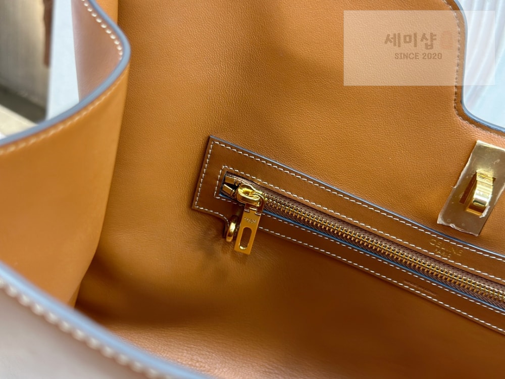 C E L I N E Celine Cabas 16 Soft In Smooth Calfskin Bag 8번 이미지