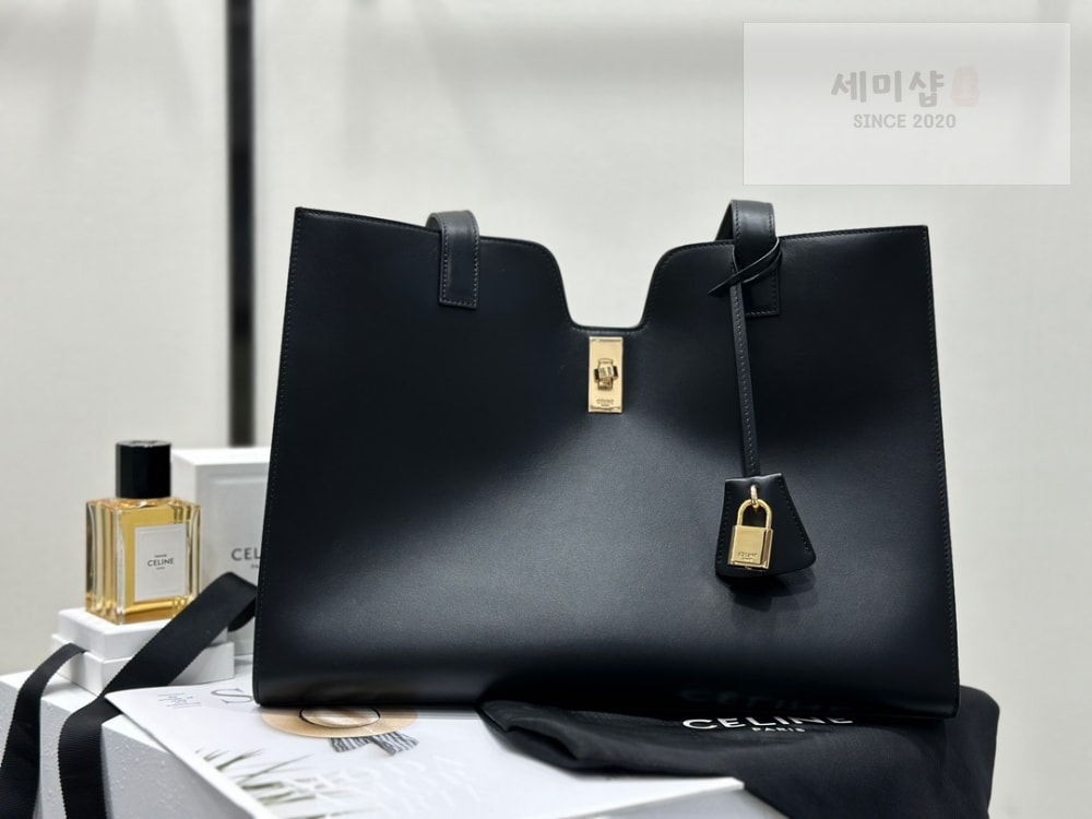 C E L I N E Celine Cabas 16 Soft In Smooth Calfskin Bag 1번 이미지