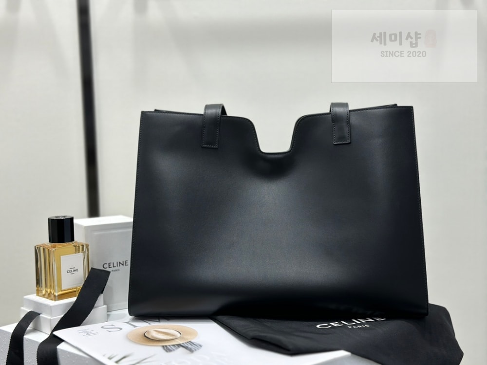 C E L I N E Celine Cabas 16 Soft In Smooth Calfskin Bag 2번 이미지