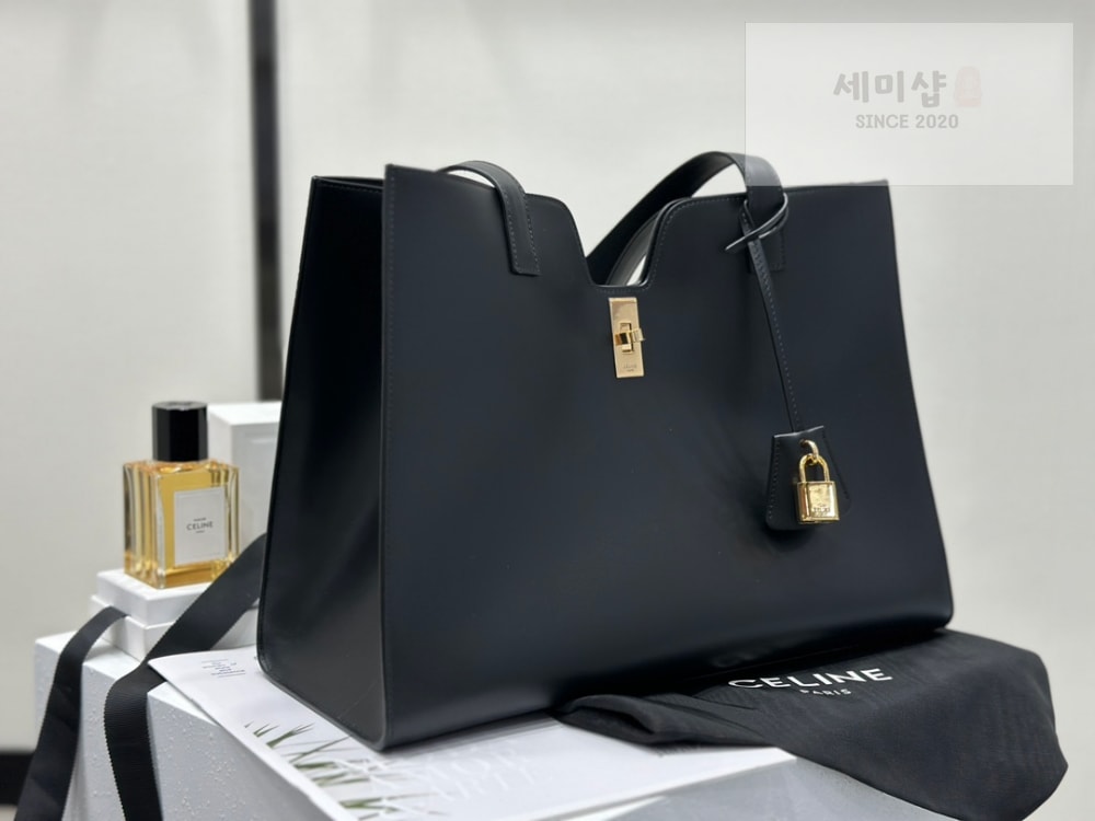 C E L I N E Celine Cabas 16 Soft In Smooth Calfskin Bag 3번 이미지