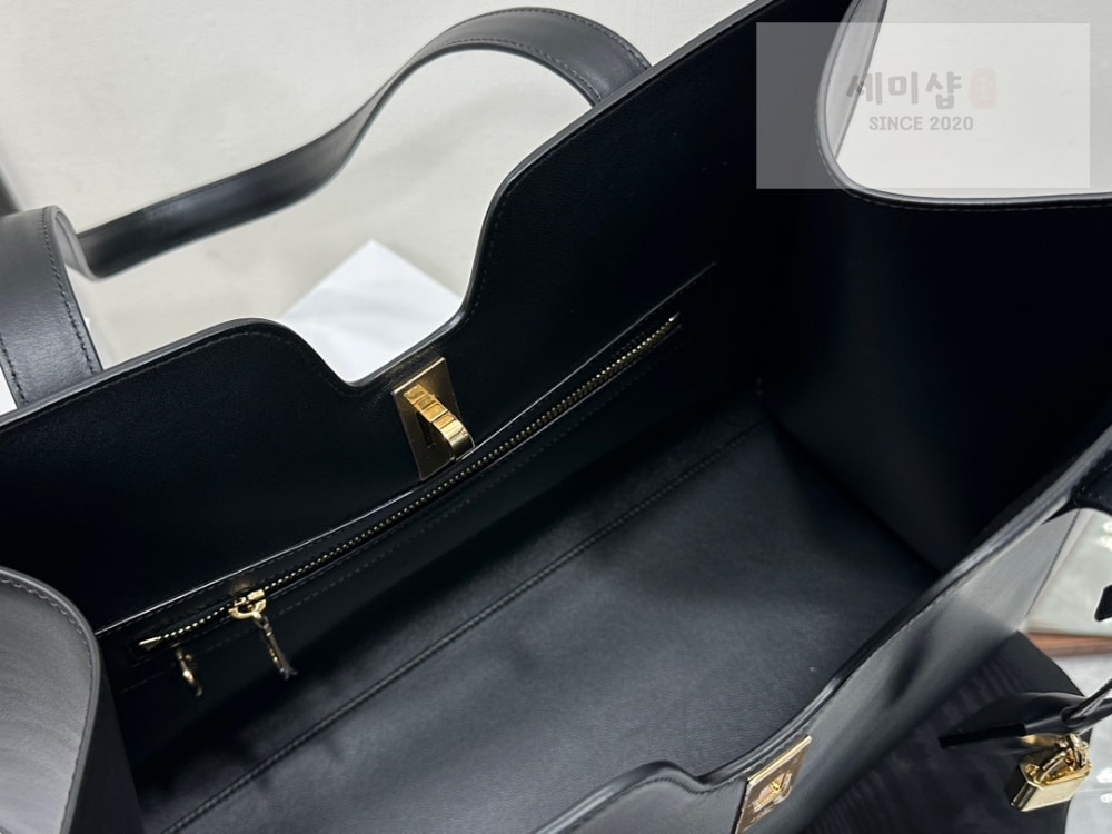 C E L I N E Celine Cabas 16 Soft In Smooth Calfskin Bag 8번 이미지