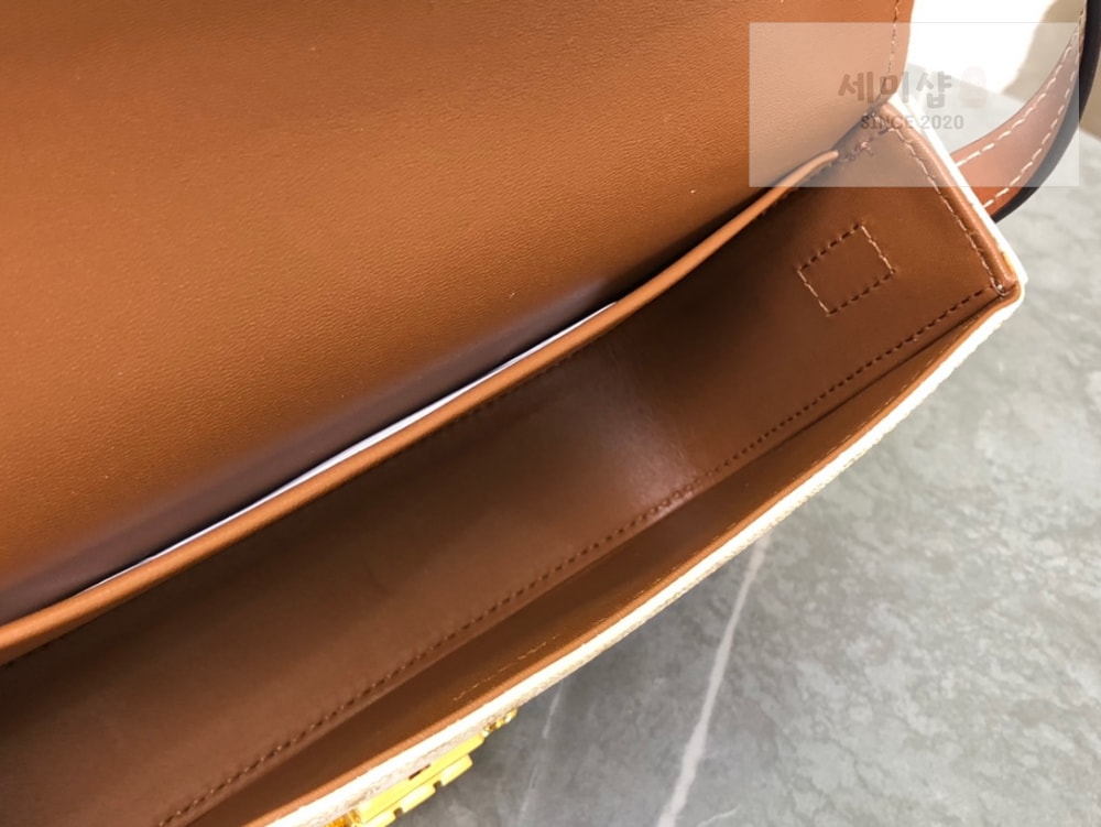 C E L I N E Celine Claude Triomphe Shoulder Bag Calfskin Bag 9번 이미지
