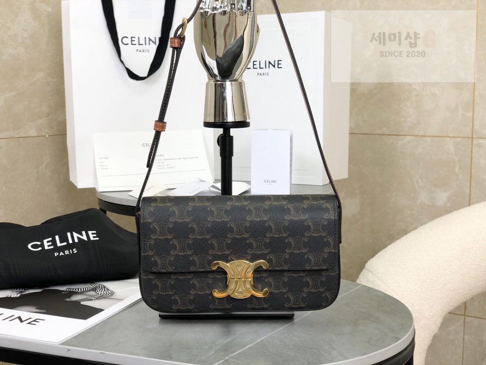 C E L I N E Celine Claude Triomphe Shoulder Bag Calfskin Bag 1번 이미지