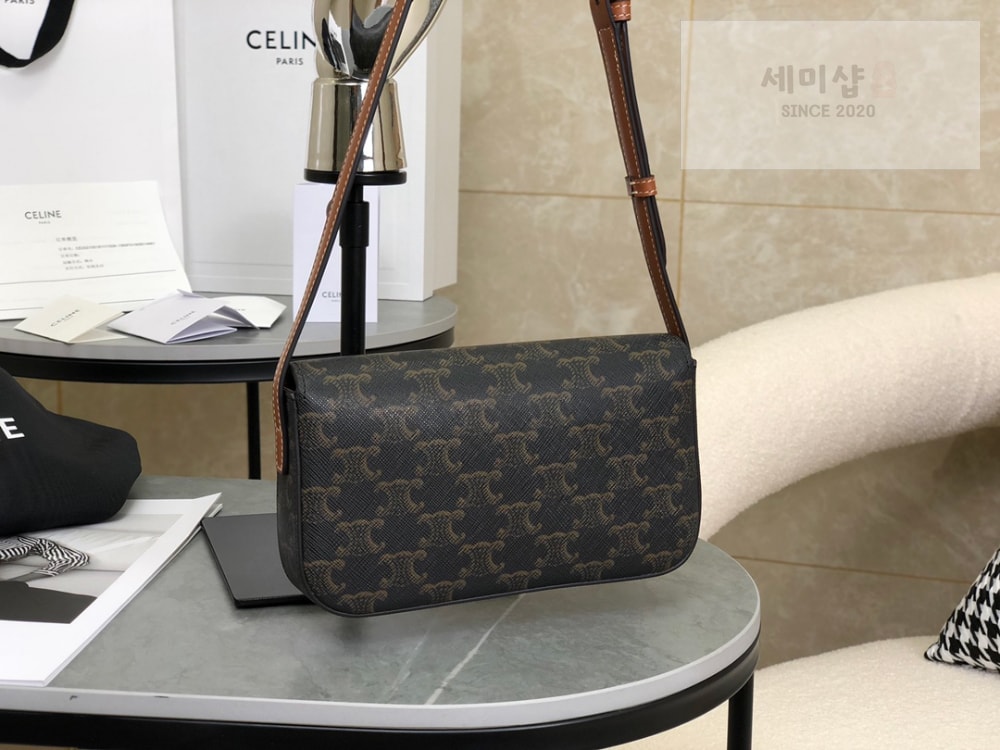 C E L I N E Celine Claude Triomphe Shoulder Bag Calfskin Bag 2번 이미지