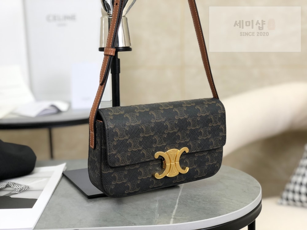 C E L I N E Celine Claude Triomphe Shoulder Bag Calfskin Bag 3번 이미지