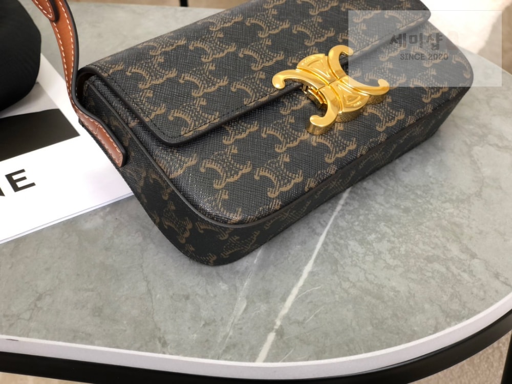 C E L I N E Celine Claude Triomphe Shoulder Bag Calfskin Bag 8번 이미지
