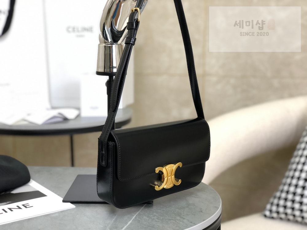 C E L I N E Celine Claude Triomphe Shoulder Bag Calfskin Bag 2번 이미지