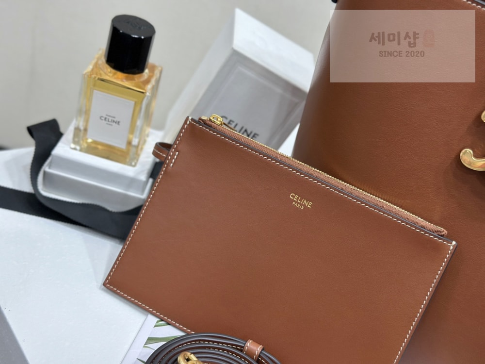 C E L I N E Celine Louise Bag Soft Calfskin Bag 8번 이미지