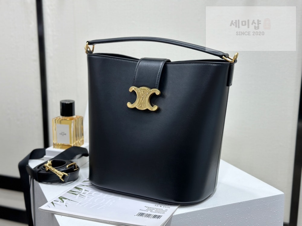 C E L I N E Celine Louise Bag Soft Calfskin Bag 3번 이미지