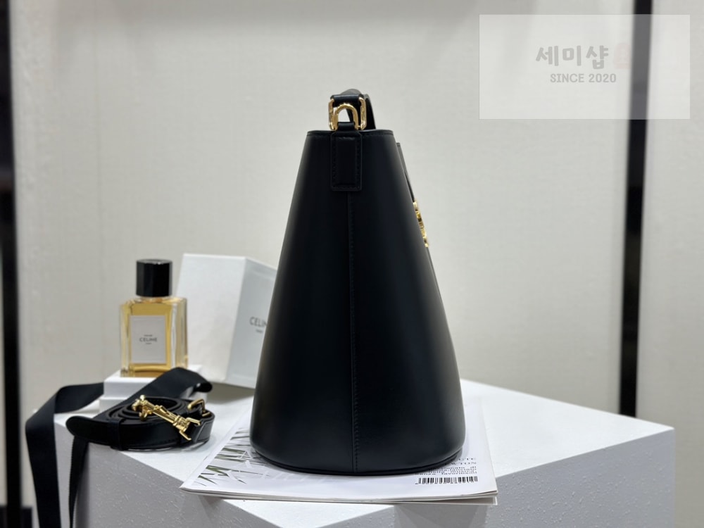 C E L I N E Celine Louise Bag Soft Calfskin Bag 4번 이미지